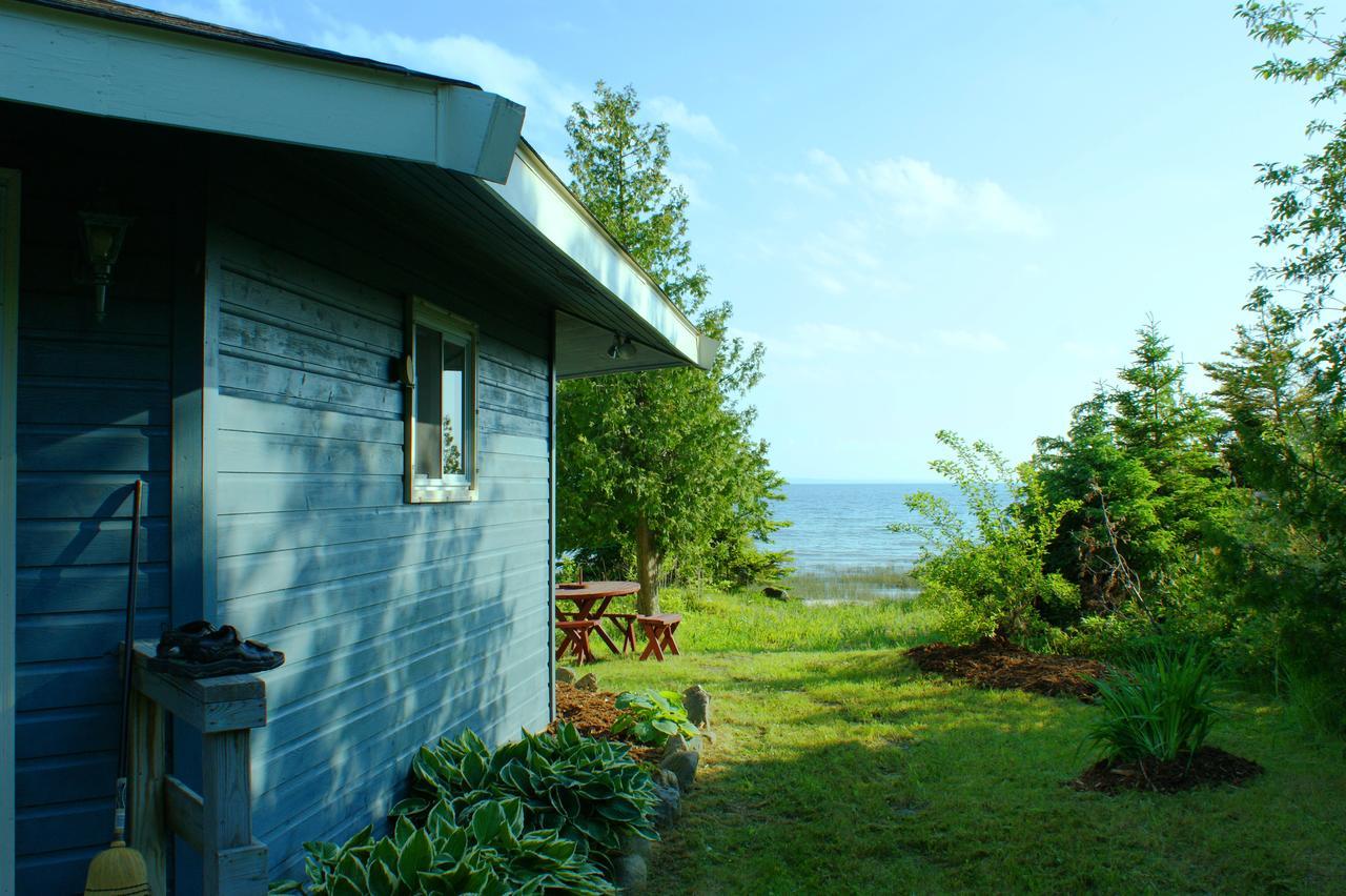 The Beach House Of St. Ignace, Cottage At Saint Ignace Eksteriør bilde