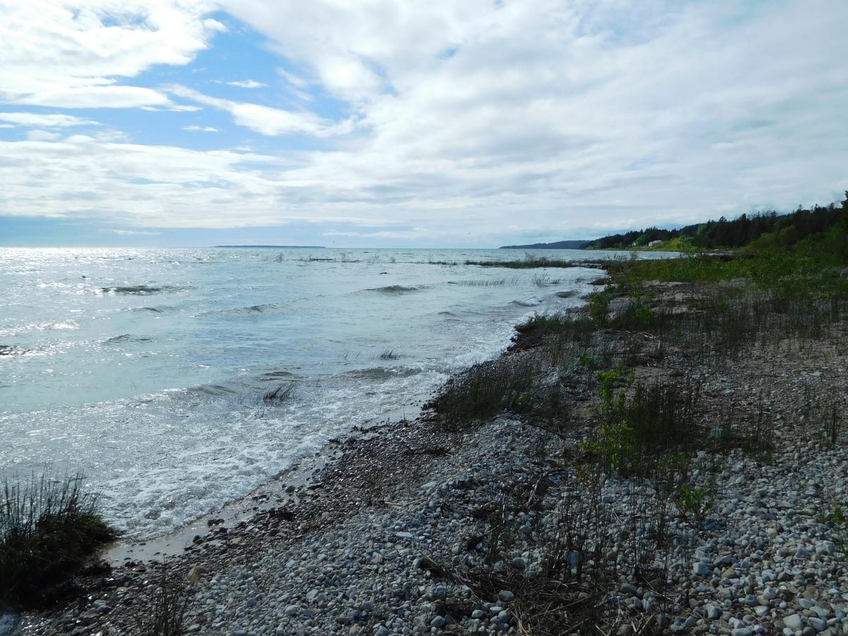 The Beach House Of St. Ignace, Cottage At Saint Ignace Eksteriør bilde